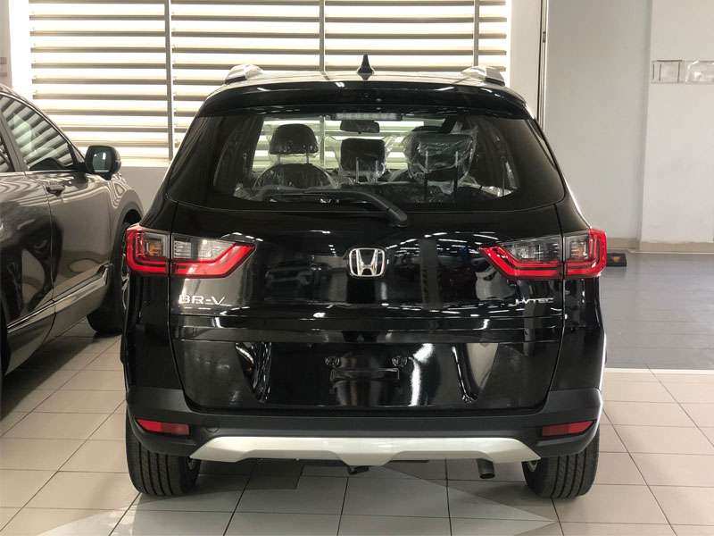 honda_brv_l_mau_den_4